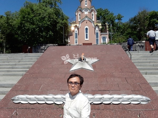 꺼지지 않는 불꽃. 러시아 정교회는 러시아국민들에게 꺼지지 않는 불꽃같았다