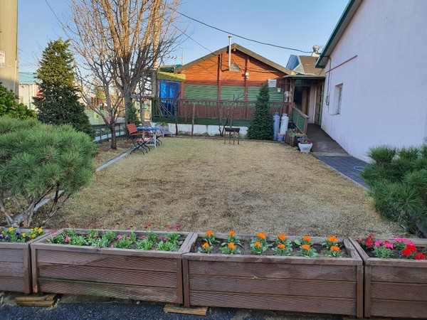 본푸른교회 정원