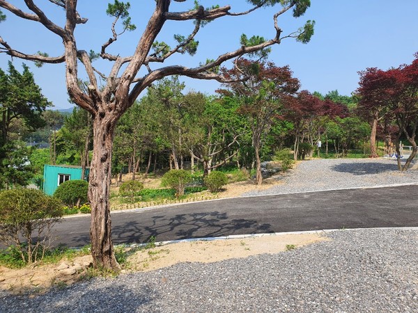 "야곱의 우물"  정원