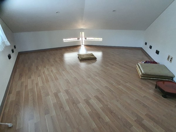 3층 다락방 기도실