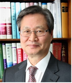 서헌제 교수, 한국교회법학회 회장, 중앙대 법학전문대학원 명예교수, 인문사회 부총장 및 법대학장 역임