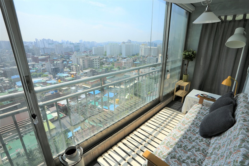 봄날 5호점 발코니