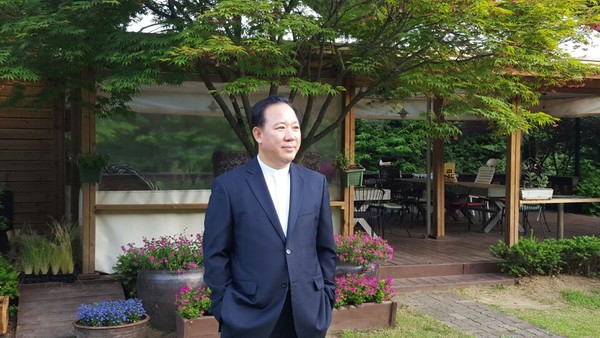 최원영목사, 본푸른교회담임, 본헤럴드대표, 서울신대신학박사, 변화산기도원(춘천)협력원장 등