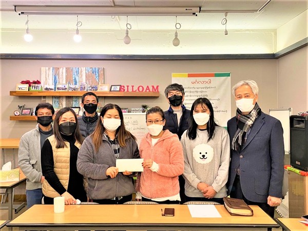 이재명목사(실로암교회, 좌)