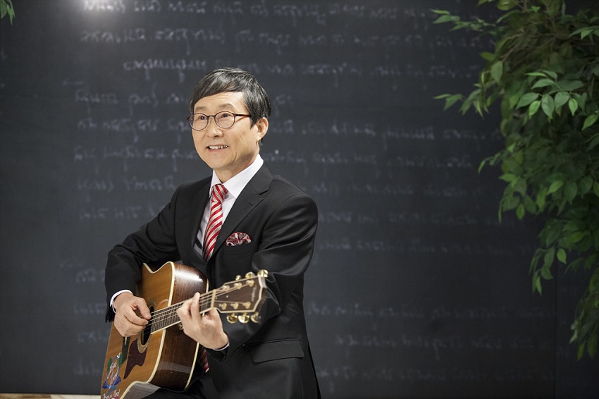 찬양사역자 김석균 목사, 40년 시간속에 18집의 작곡집, 400여곡의 찬양이 그를 통해 쏟아졌다.