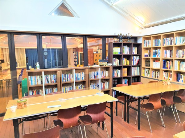 늘푸른작은도서관내부