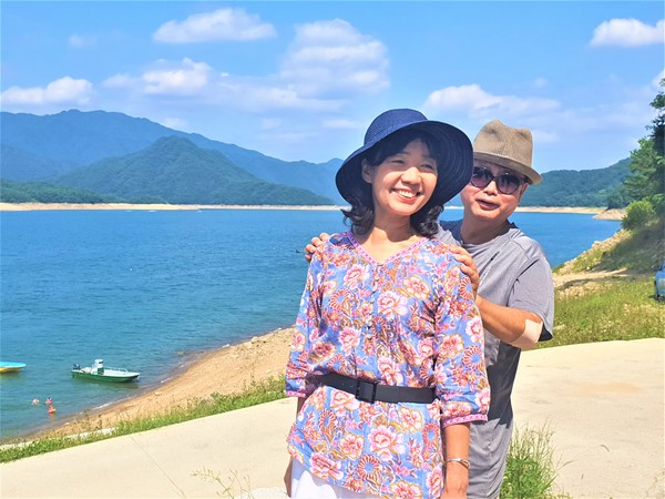 장소(화천댐),    정내하 장로(연세대학교, (주)Dr.Deep 회장),       ​​​​​​​허미영권사(이화여자대학교, 닥터딥 대표이사)