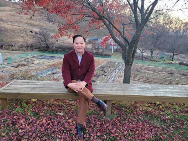 최원영목사, 본푸른교회담임, 본헤럴드대표, 서울신학대학교신학박사. 변화산기도원협력원장(춘천). 등