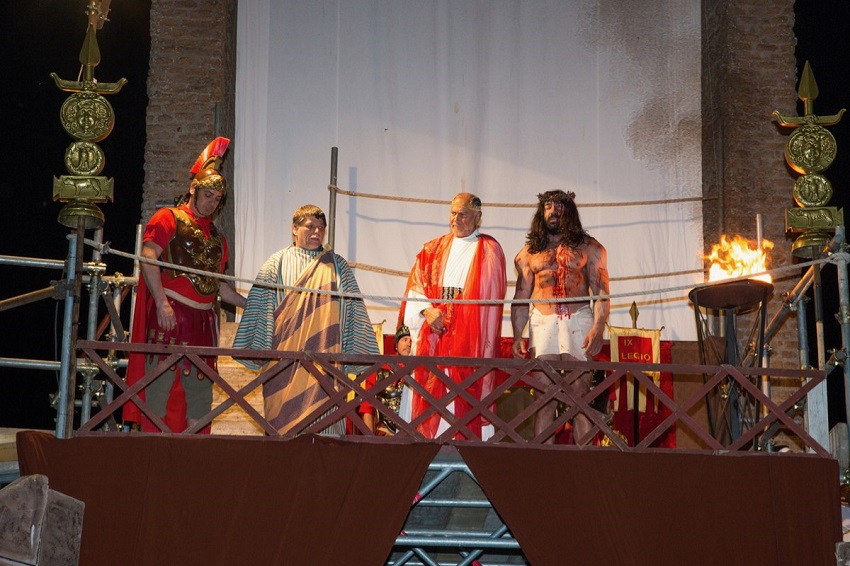 Pontius Pilate between Barabbas and Jesus, Mpcjp212