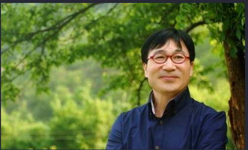 (1)캐나다 브리티시 콜럼비아주의 수도인 빅토리아에서 RV 리조트를 운영(2)CGB(capital of Golden Bridge) CFO 역임(3)M&A Specialist(기업인수합병 및 기업가치평가 전문가)(4)해지사모펀드 운영(5)The CJ Holdings Canada(2013~현재) CEO