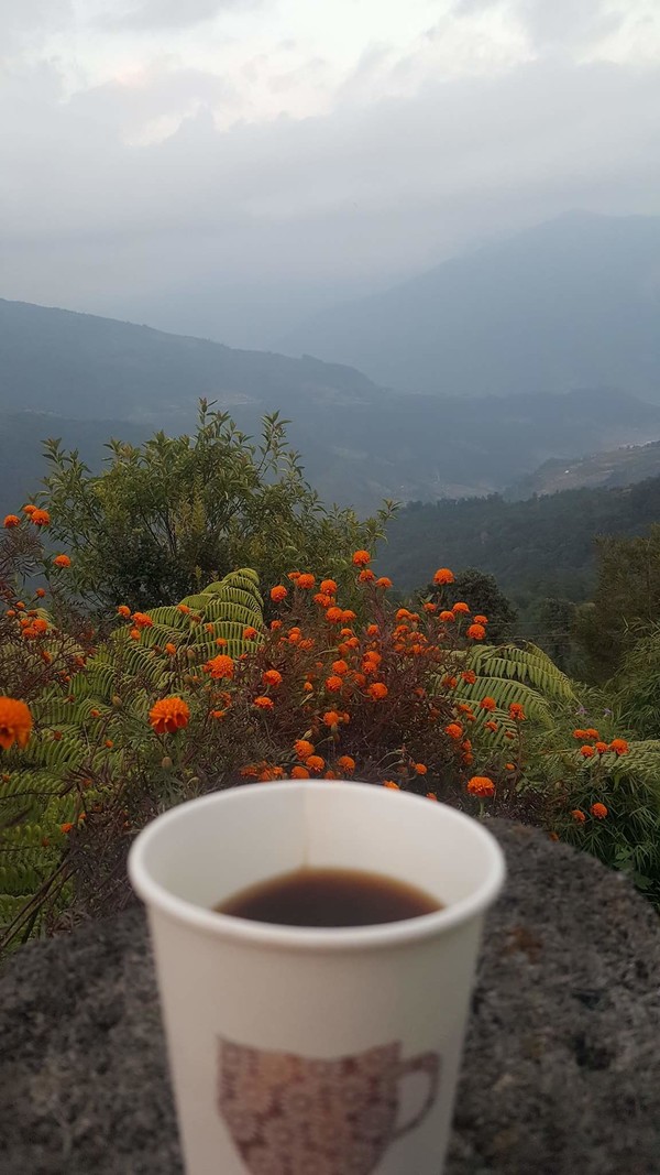 히말라야에서의 커피 한잔!