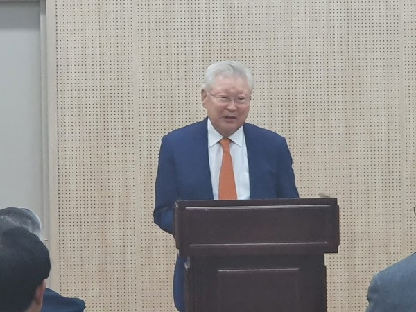 84세의 채의숭목사