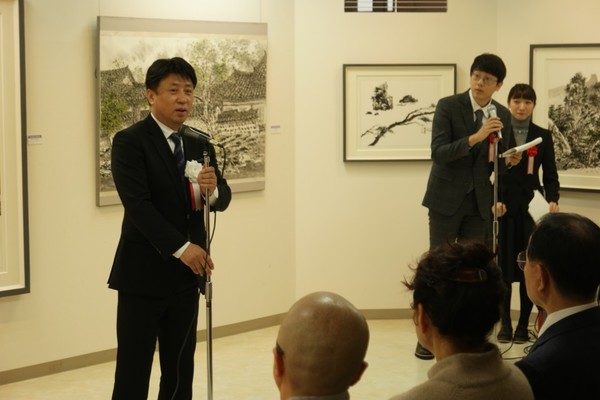 행사 진행을 맡은 강영선관장