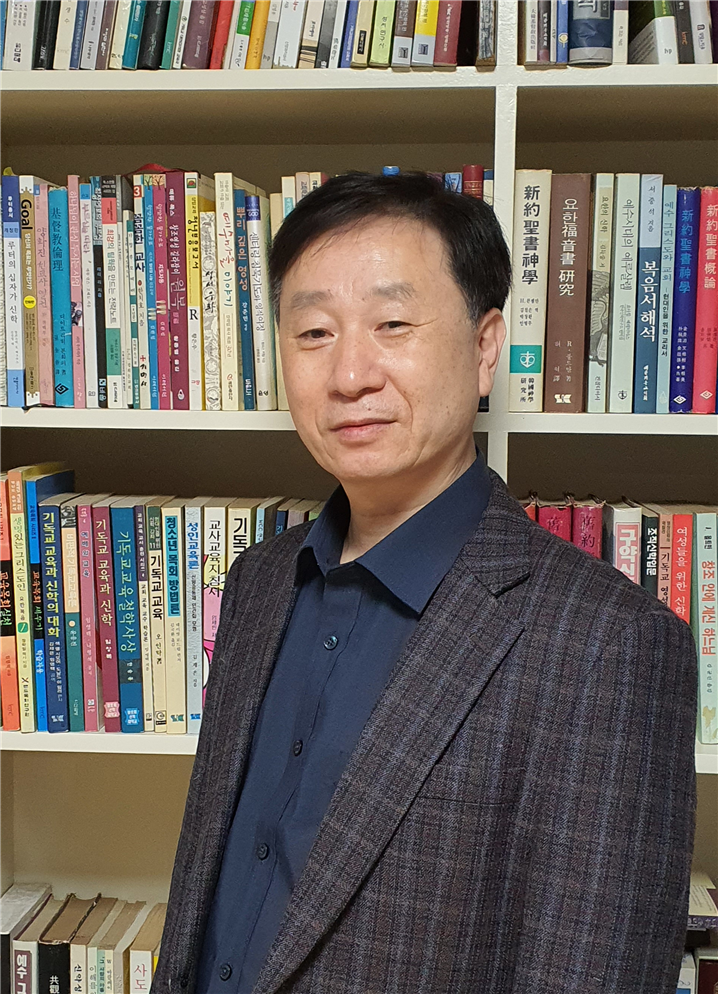 향유담은 옥합상조 교회 담임 안양준 목사