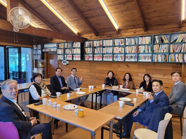 본푸른교회 교제실