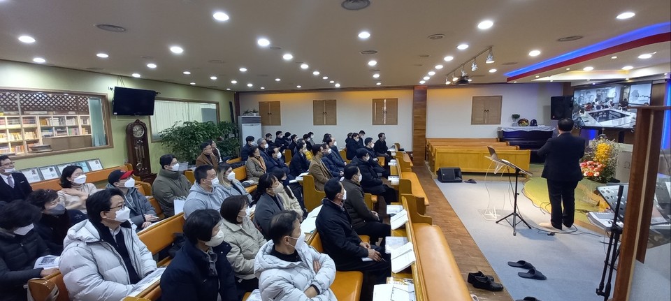 장윤제 목사는 "한국교회는 지역과 소통하고 다음세대를 세우는 것에 따라 부흥의 성패가 달라질 것"이라고 말했다