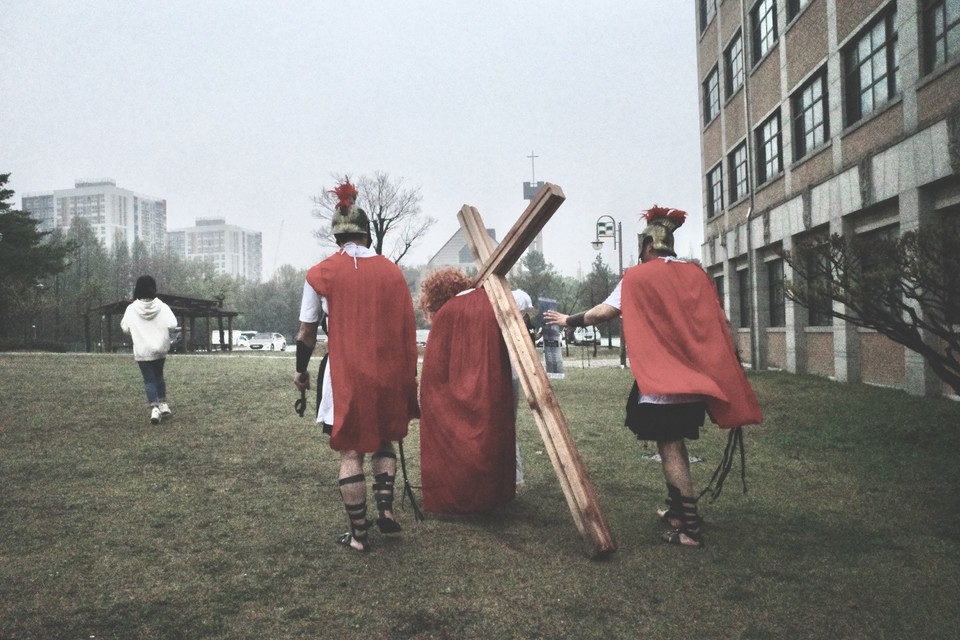 목원대학교 신학대학 학생회가 재현한 비아돌로사