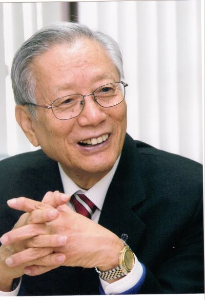 조종남총장, 서울신학대학교명예총장, 세계로잔 위원회 상임위원, 아주사 퍼시픽대학교 교수역임, 세게복음주의신학위원회 부회장역임, 숭실대,서울신대졸업, 미국 에모리대학교 PH.D