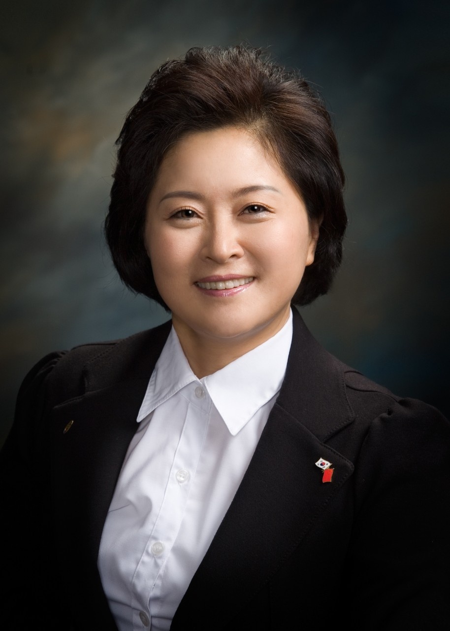 한-중경제문화교육협회 신경숙 이사장