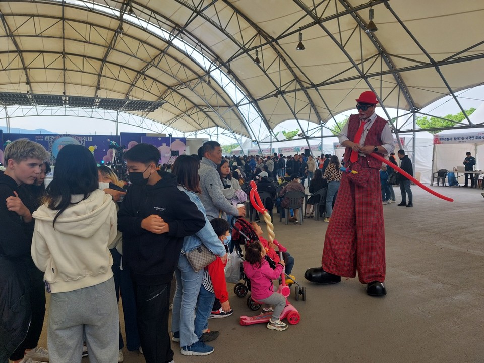 행사에는 다채로운 체험 행사도 이어졌다