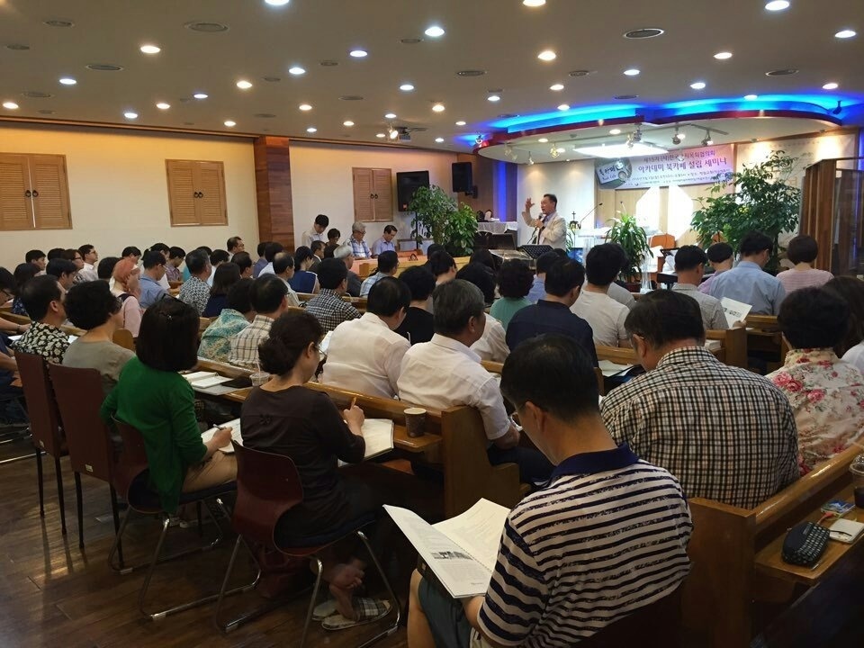 COS 작은도서관으로 부흥의 모델이 된 청림교회 예배 실황