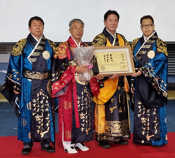 안성일 태권도신학연구소장(왼쪽에서 두번째).