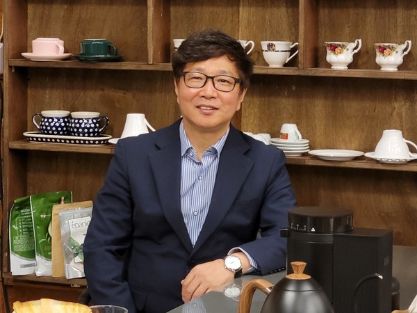 엄기형, (주)카르디아 대표