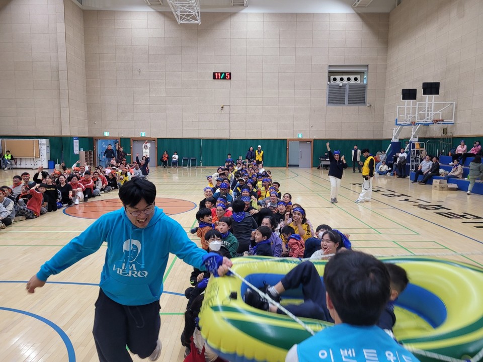 아주민 한마음 체육대회에 경기도 광주지역 이주민 각 센터와 교회들이 연합해서 성황리에 진행됐다.
