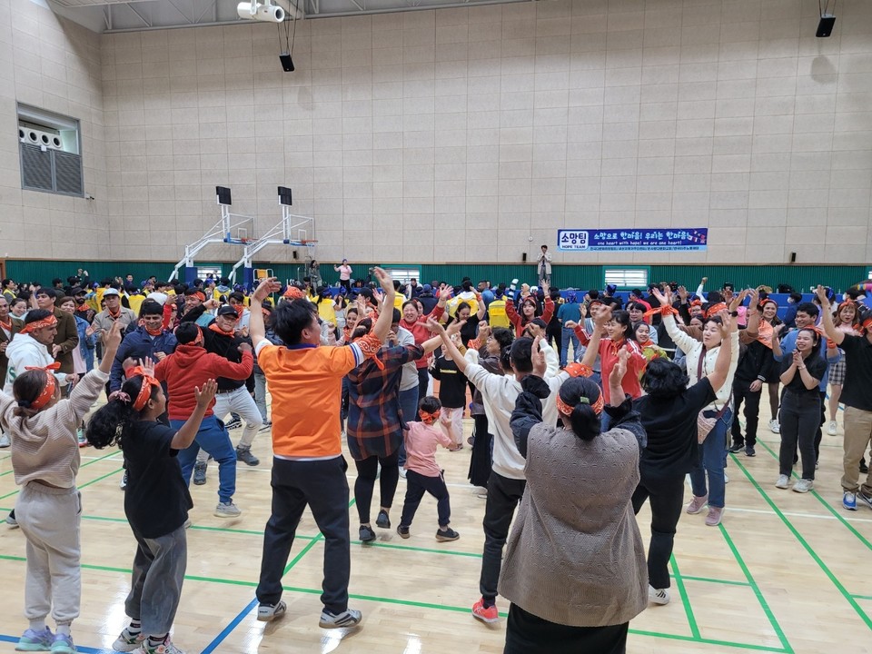 체육대회 및 레크리에이션 장면