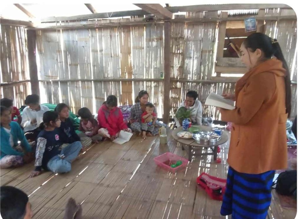 미얀마 소수 부족의 목회자들이 의료 선교와 함께 복음을 전한다