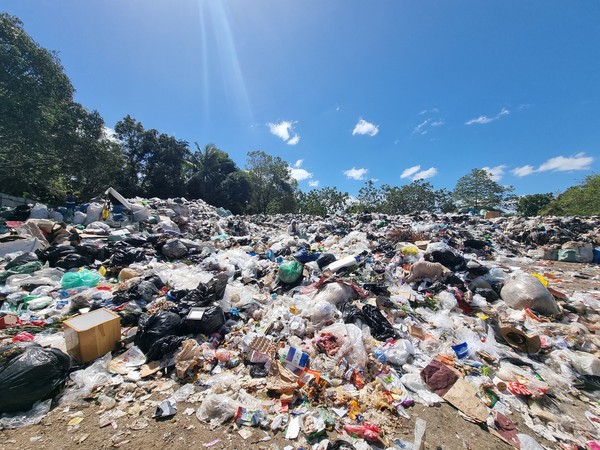 필리핀 안티폴로 탄자1 쓰레기 마을의 모습