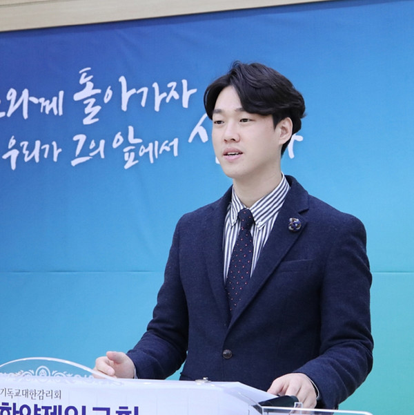 오준섭 선교사 / 현 감리교 목사, 선교사, 필리핀국제대학 교수, 필리핀대한태권도협회 경기이사, 사단법인 오픈핸즈 필리핀 본부장, 사단법인 국제희망나눔네트워크 필리핀 단장, 본헤럴드 객원기자