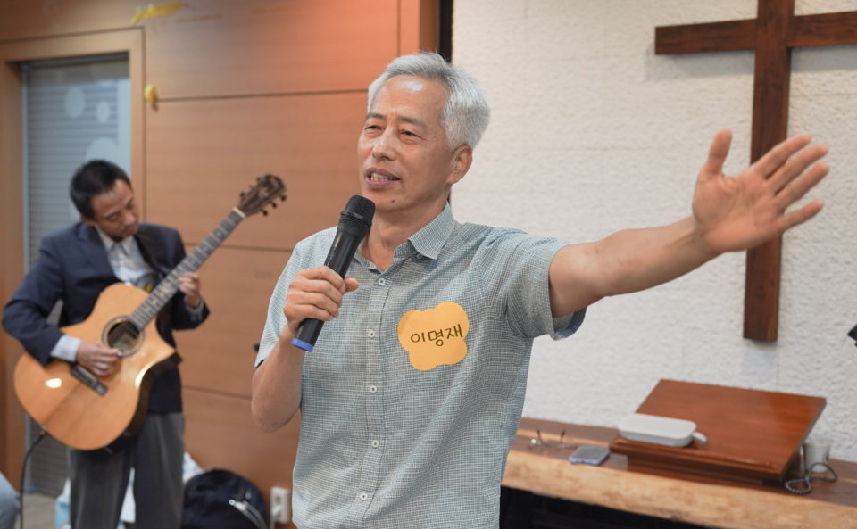 부천 실로암교회를 섬기는 이명재 목사는 지난 26년 미얀마 이주민 선교의 한길을 걸어왔다.