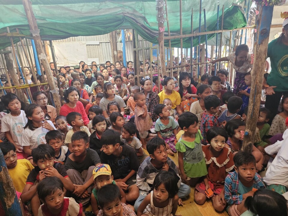 양곤 실로암교회에 모인 수많은 요셉들