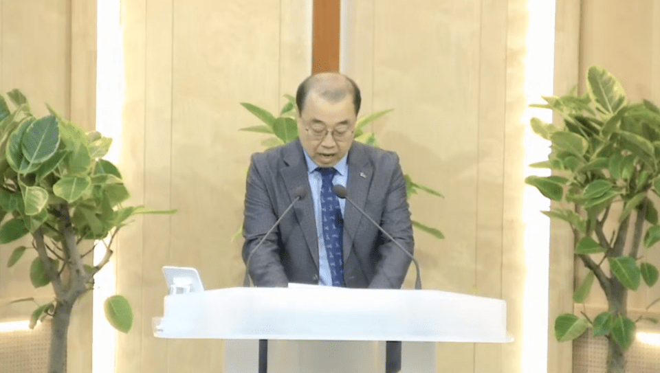 기도를 맡은 이석재 대표(에어로 88)