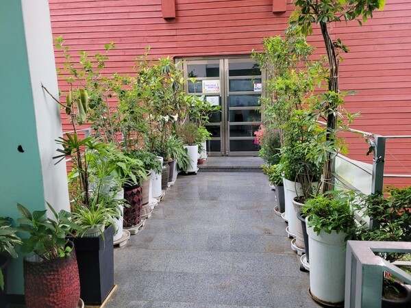 옥상의 공간을 이렇게도 활용 중인 도심 목회는 얼마나 아름다운가!