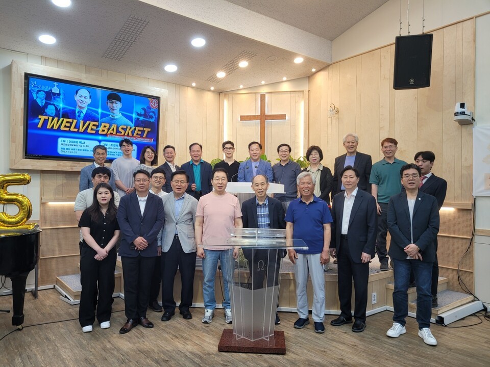 기독 CEO들과 기념 촬영