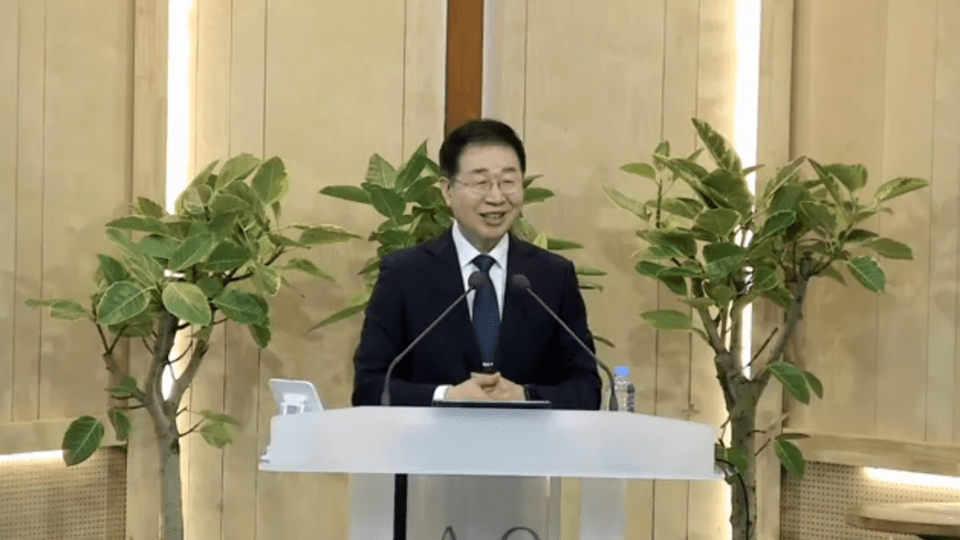 한광훈 TBMC 이사장의 프리젠테이션과 강사 소개