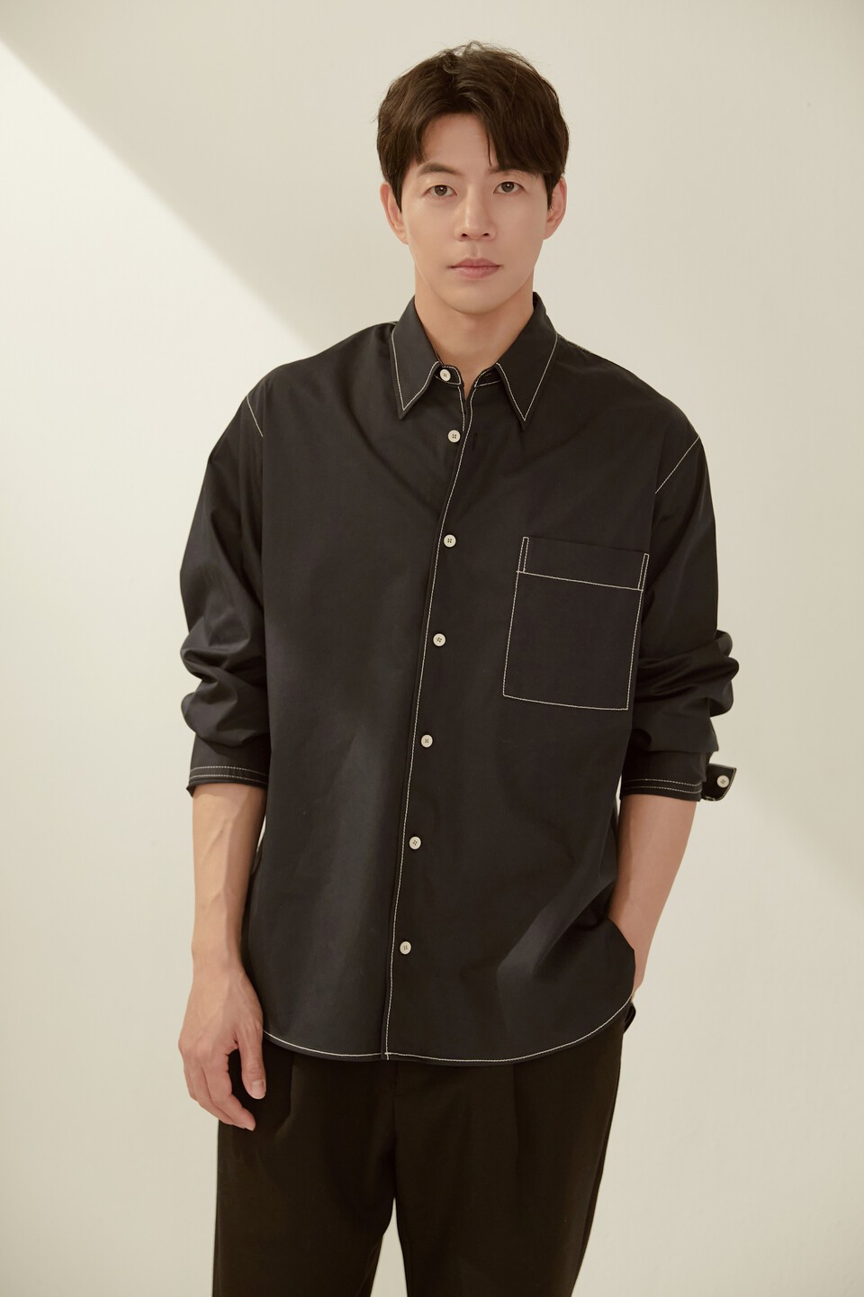 배우 이상윤 씨