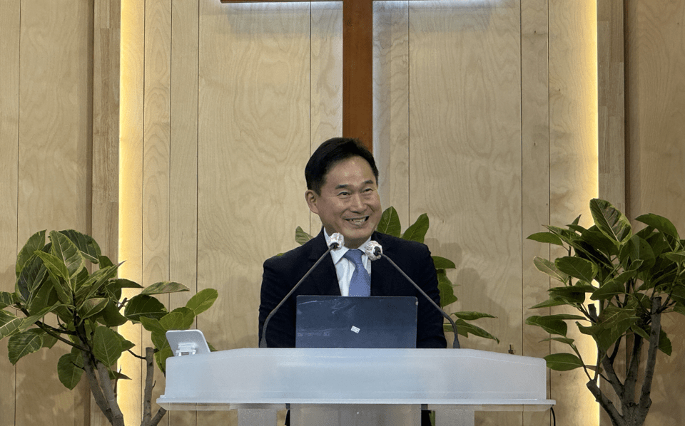 이현식 회장(오션엔지니어링 대표, "로컬비즈와 탈북청년 사역, 헬스케어 사역이 보람있어"