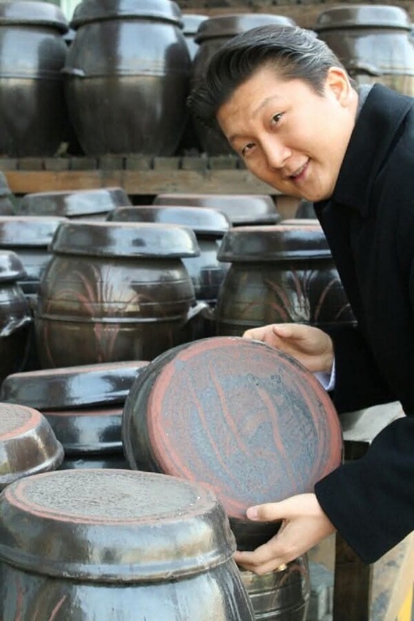 김형중 대표, (주)오모가리 글로벌 대표이사. 연세대학교 상경대학 경영학과에서 외래교수 