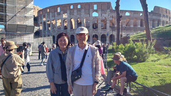 이이삭 목사. Azusa Pacific Univ.Calvin Theological Sem.yeesaak7@gmai.com