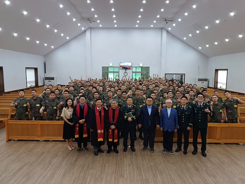 7사단 신병교육대 세례식 사진